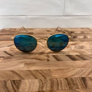 Blue raybans with gold frame- round lens